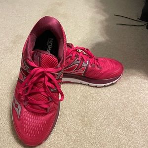 Saucony Triumph ISO 3